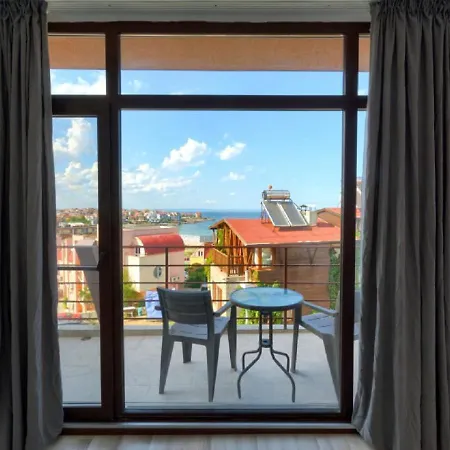 Odyssey Hotel 3*