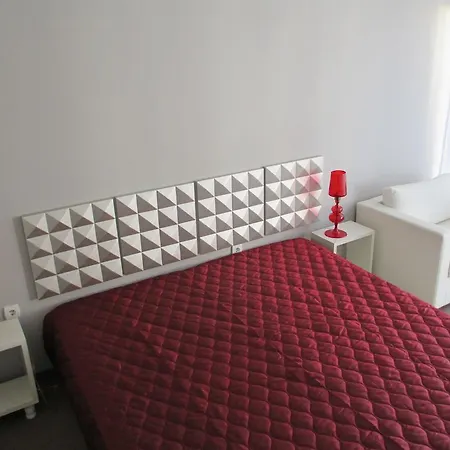 Odyssey Hotel 3*