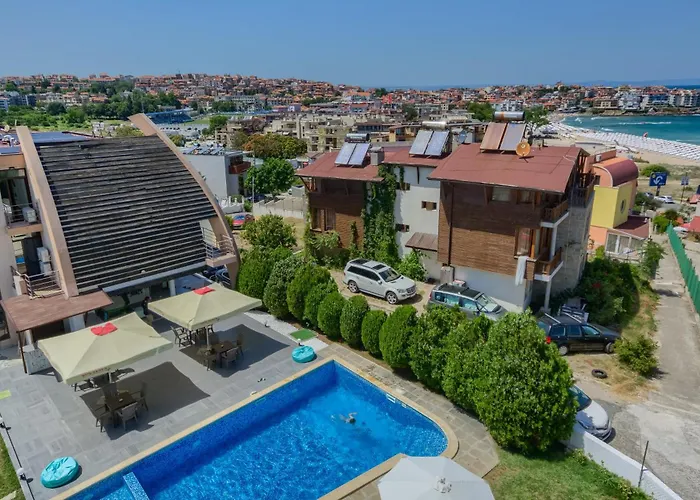 Ξενοδοχείο Odyssey 3*